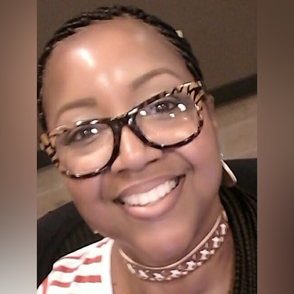 Meet your Posher, Patricia